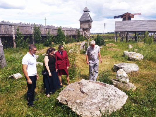 26 июня в Красном Яре прошел круглый стол с организациями сферы туризма
